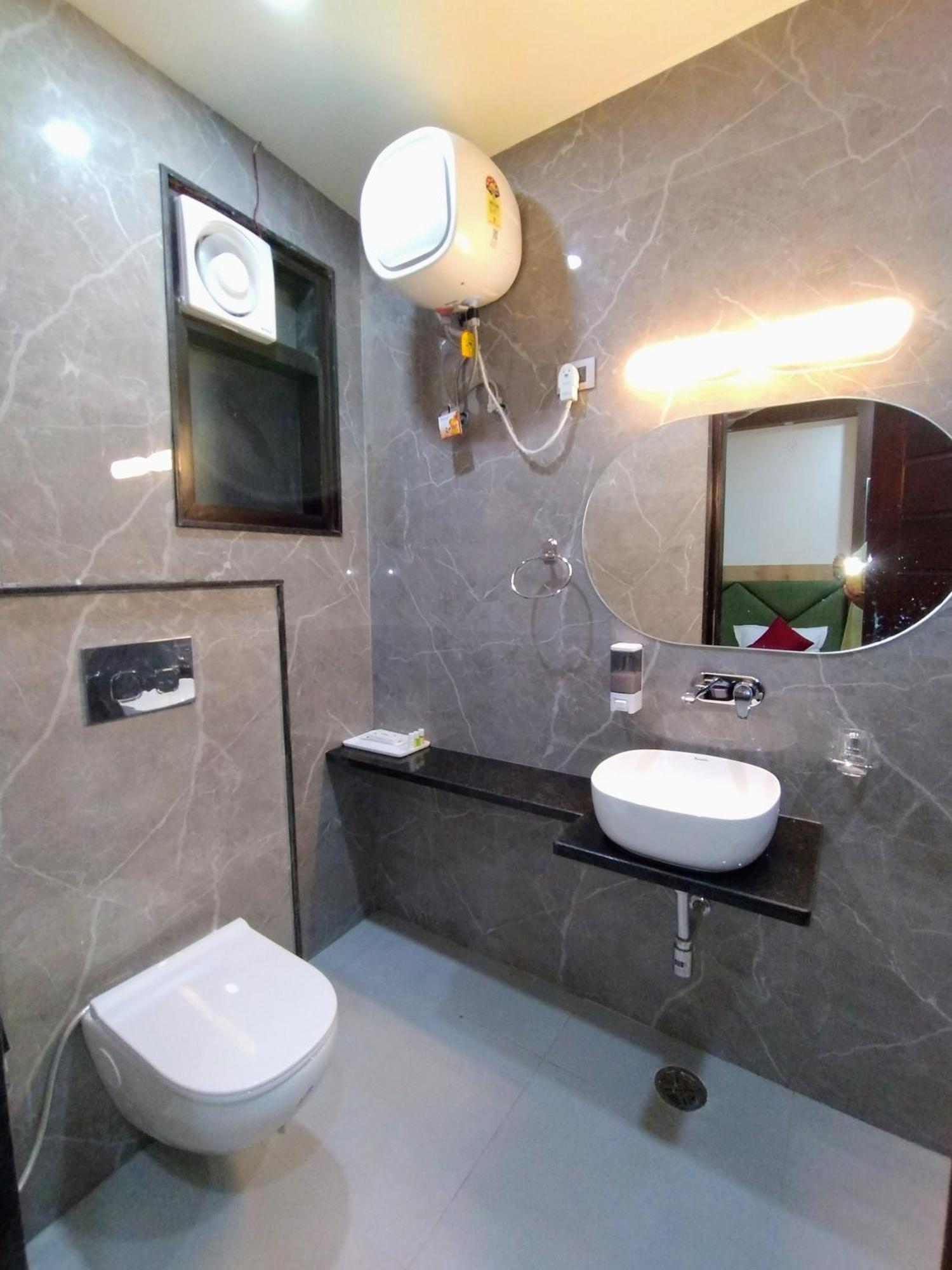 Celebration Guest House Lucknow Luaran gambar